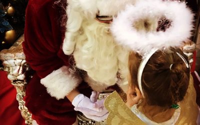 FREE Santa Visits at Spinning Gate Shopping Centre